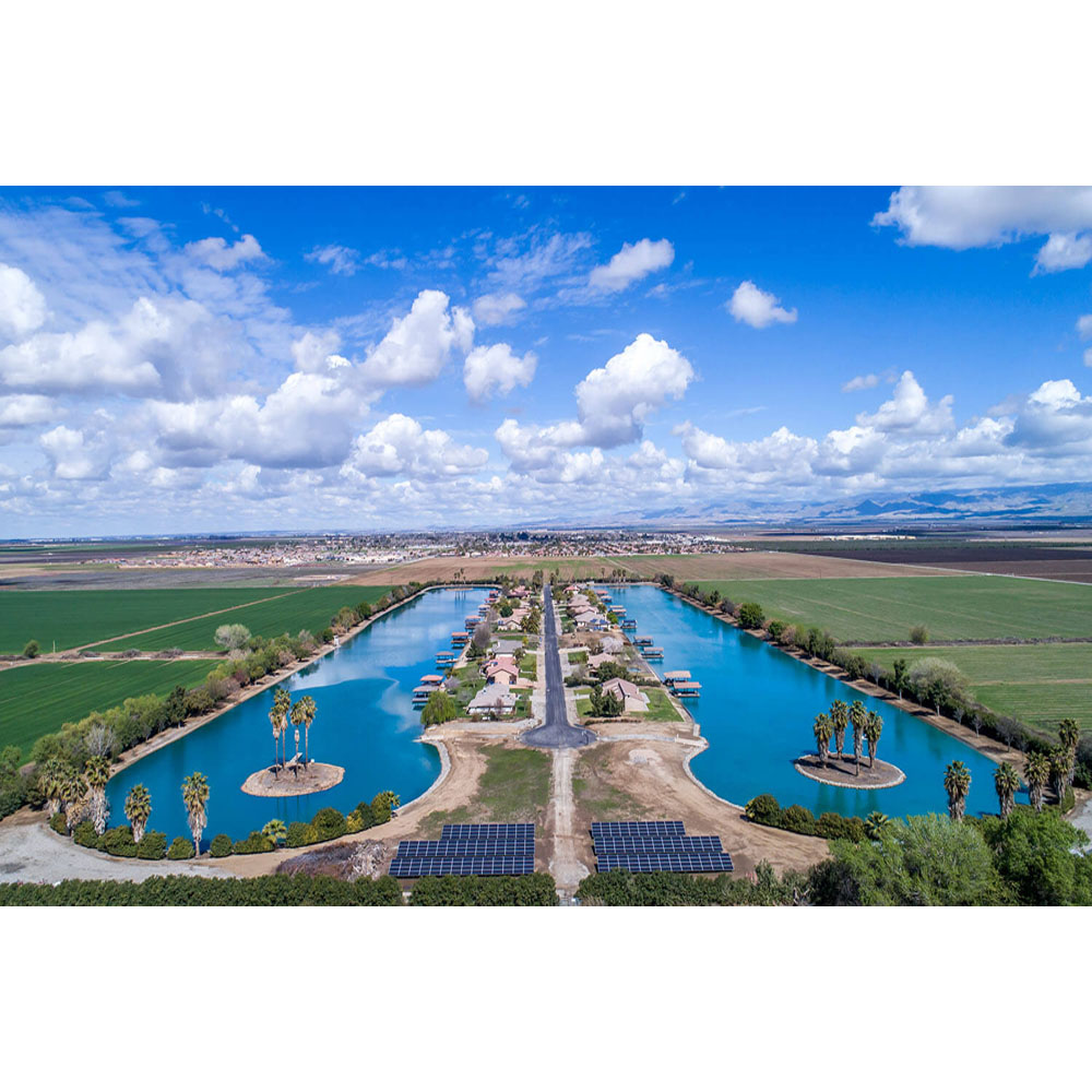 This is simply stunning landscape photography from Abbys Photography in Bakersfield. Wouldn’t you want to live here? 